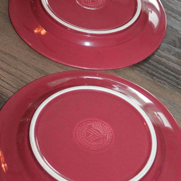 Longaberger Lunch Luncheon Plates Paprika Maroon Set of 2 - Picture 4 of 6